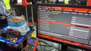 天哪，居然有人把 CPU 超频到 7GHz！（后面发现甚至还有 7.5GHz！）